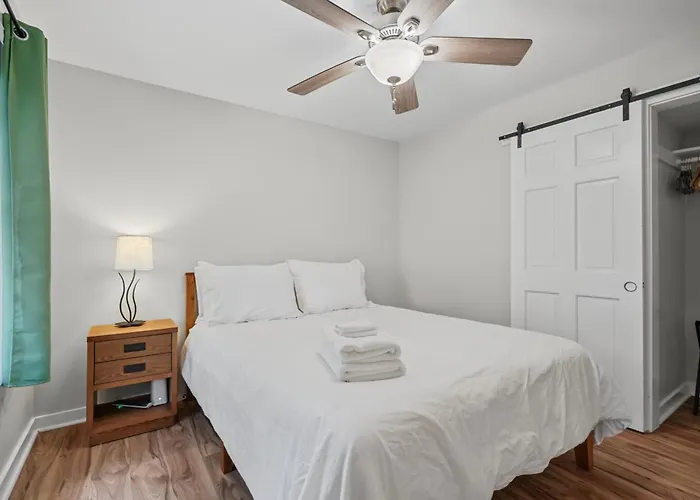 1bd 1ba Near Downtown, Uiuc & Memorial Stadium Ferienhaus