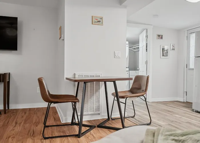 1bd 1ba Near Downtown, Uiuc & Memorial Stadium Ferienhaus *