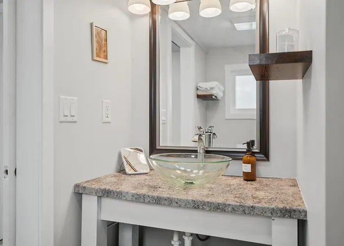 1bd 1ba Near Downtown, Uiuc & Memorial Stadium * Champaign